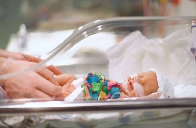 Vaxtından əvvəl doğuş nədir? Niyə baş verir?